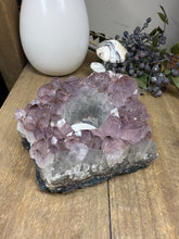 Load image into Gallery viewer, Natural Amethyst Crystal Tea Light Holder – Uruguay Home Decor