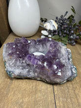 Load image into Gallery viewer, Natural Amethyst Crystal Tea Light Holder – Uruguay Home Decor