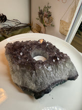 Load image into Gallery viewer, Natural Amethyst Crystal Tea Light Holder – Uruguay Home Decor
