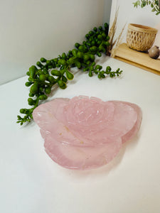 Rose Quartz hand carved flower