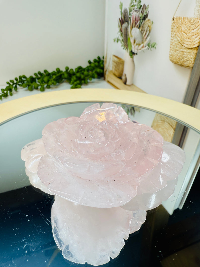 Rose Quartz hand carved flower