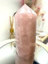 Load image into Gallery viewer, Rose Quartz tower