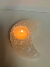 Load image into Gallery viewer, Selenite moon tea light candle holder