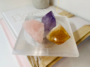 Selenite square bowl with Amethyst point, Citrine point and Rose Quartz piece
