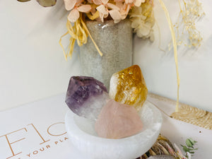 Small Selenite bowl with Amethyst point, Citrine point and rough Rose Quartz