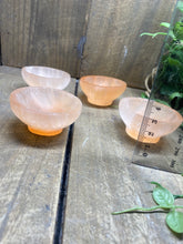 Load image into Gallery viewer, Small orange Selenite bowl