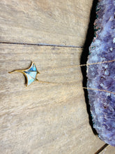 Load image into Gallery viewer, Sterling Silver Stingray Pendant – 18K Gold‑Plated Ocean Jewelry with Shell Detailing