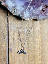 Load image into Gallery viewer, Tiny Sterling Silver Whale Tail Pendant – Minimalist Ocean Necklace Charm (13×10mm)