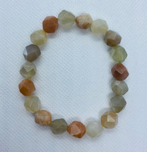 Load image into Gallery viewer, Apricot and Grey Moonstone bead bracelet