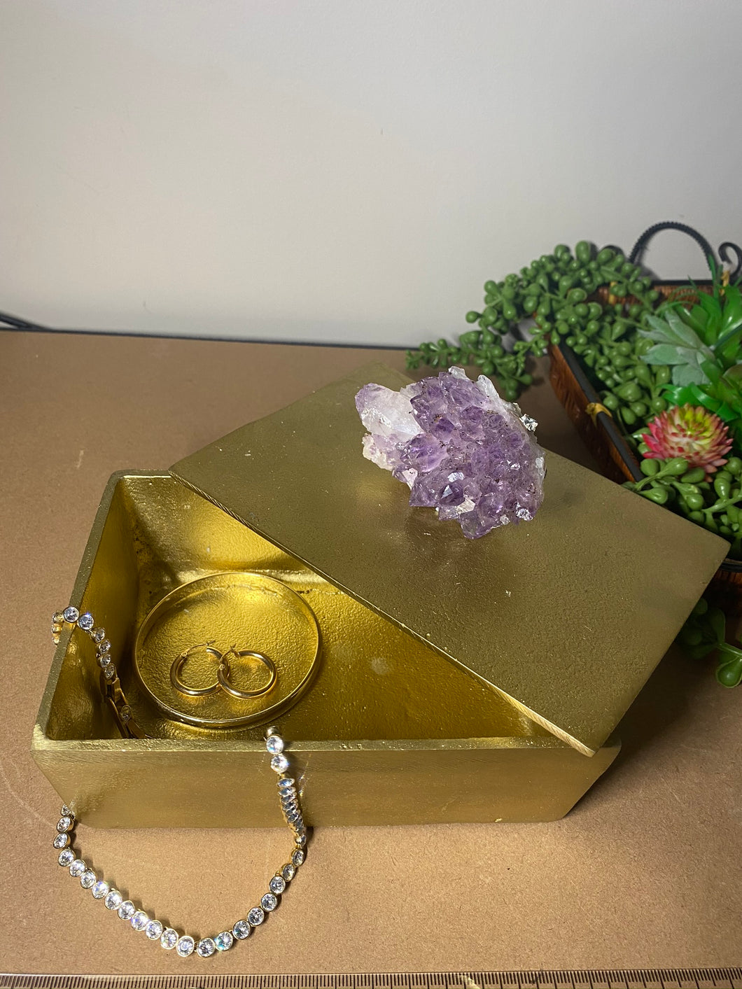 Gold trinket, jewellery or gift box with Amethyst handle