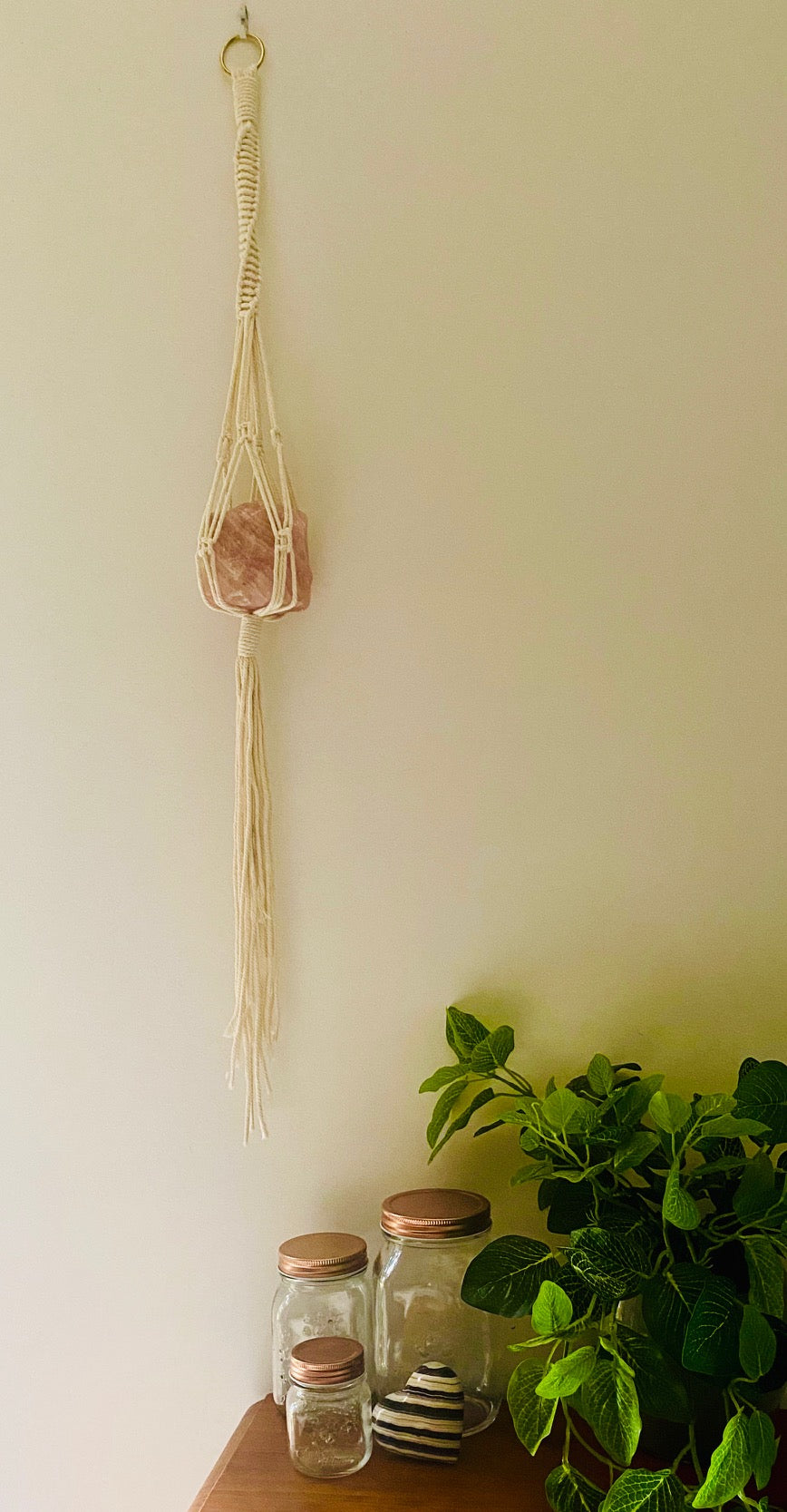Load image into Gallery viewer, Rose Quartz Macrame wall hanging