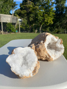 Large Clear Quartz crystal geode - home décor and table display AGMD0009