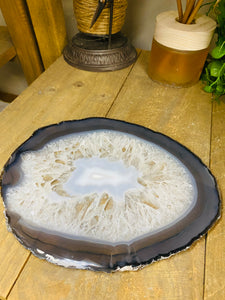 Large polished Natural Agate slice - cheese board, serving platter or display piece