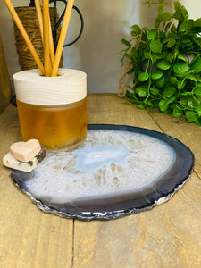 Large polished Natural Agate slice - cheese board, serving platter or display piece