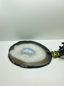 Large polished Natural Agate slice - cheese board, serving platter or display piece