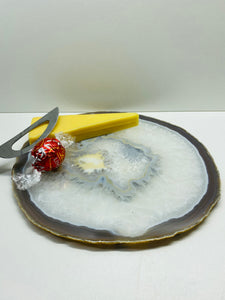 Large polished Natural Agate slice - cheese board, serving platter or display piece