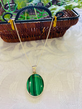 Load image into Gallery viewer, Malachite pendant set in sterling silver - necklace