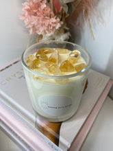 Load image into Gallery viewer, Medium Citrine natural soy Candle - Medium size (180g)