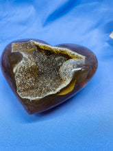 Load image into Gallery viewer, Natural Agate Geode heart with Quartz crystals inside