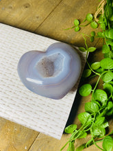 Load image into Gallery viewer, Natural Agate Geode heart with Quartz crystals inside