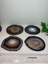Load image into Gallery viewer, Natural polished Agate Slice drink coasters - Set of 4 14