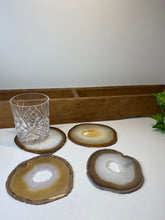 Load image into Gallery viewer, Set of 4 Natural polished Agate Slice drink coasters 01