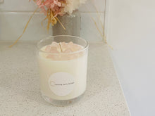 Load image into Gallery viewer, Medium Rose Quartz natural soy Candle - Medium size (180g)