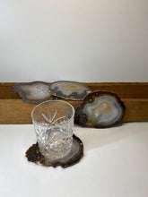 Load image into Gallery viewer, Set of 4 Natural polished Agate Slice drink coasters 05