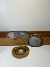 Load image into Gallery viewer, Set of 4 Natural polished Agate Slice drink coasters 13