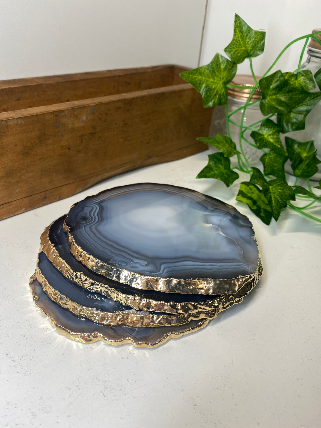 Set of 4 Natural polished Agate Slice drink coasters with Gold Electroplating around the edges 14