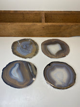 Load image into Gallery viewer, Set of 4 Natural polished Agate Slice drink coasters with Silver Electroplating around the edges 03
