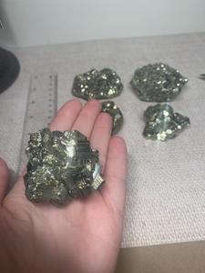 Small Pyrite cube cluster